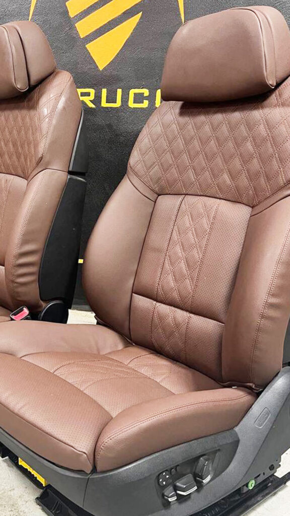 Перешив салона автомобиля