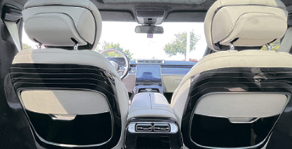 Обновление салона Mercedes-Benz S-Class